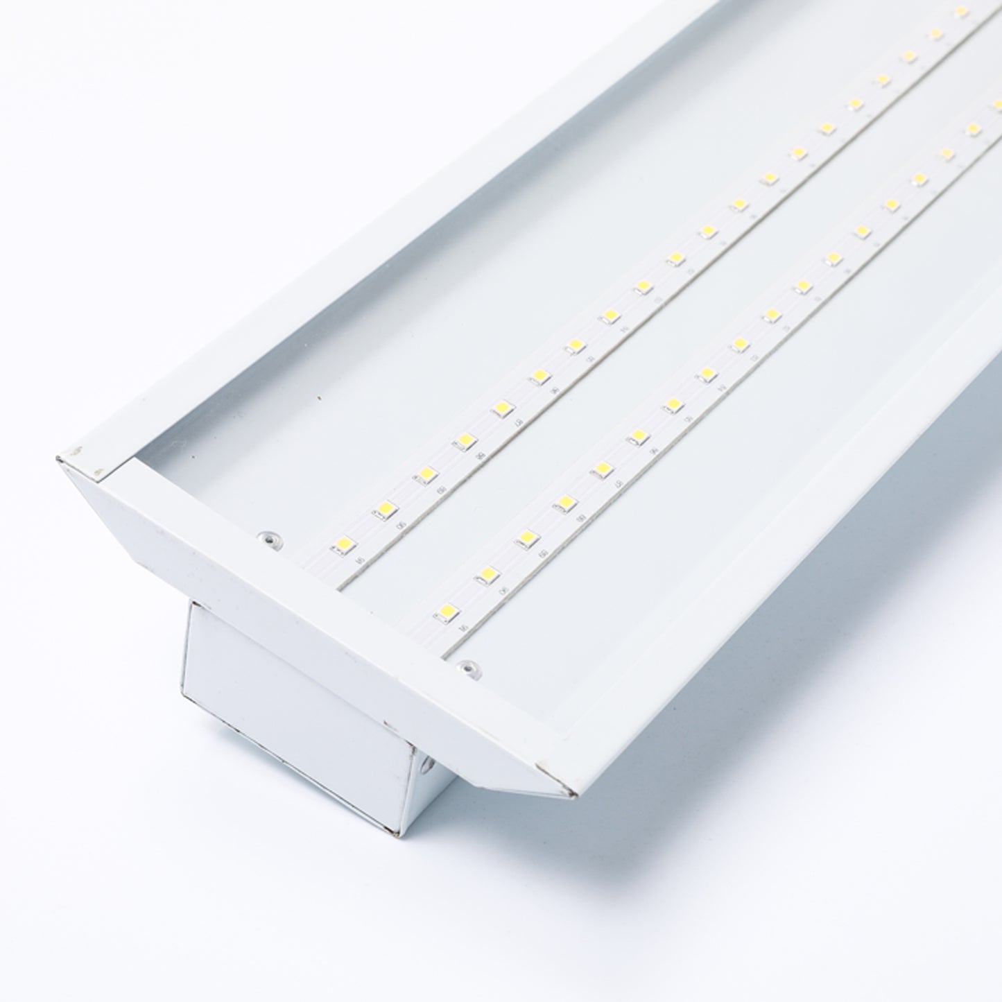 D50 Lighting™ 5000K LED Shop Light Fixture for Color Matching (ISO3664:2000)